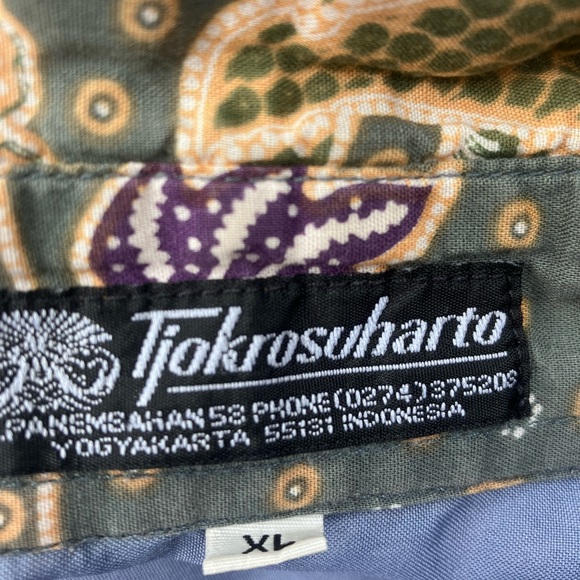 INDONESIAN BATIK SHIRT - Picture 5 of 5